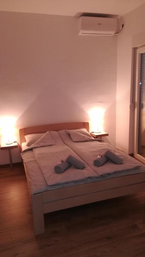 M4U Apartments Ni Екстериор снимка