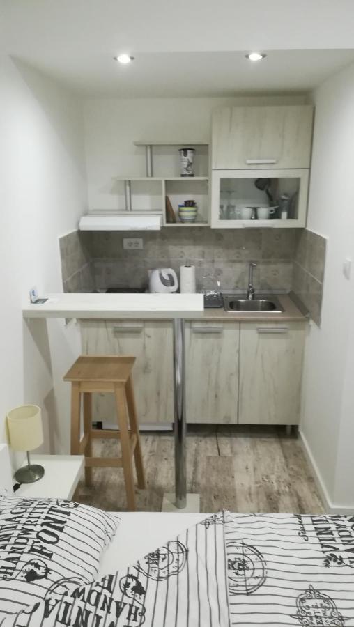 M4U Apartments Ni Екстериор снимка