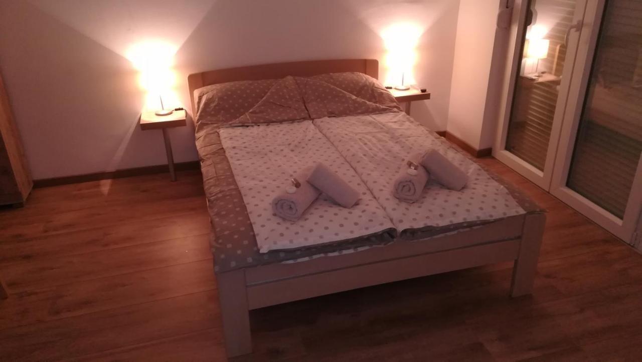 M4U Apartments Ni Екстериор снимка