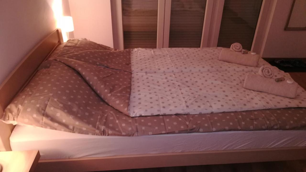 M4U Apartments Ni Екстериор снимка