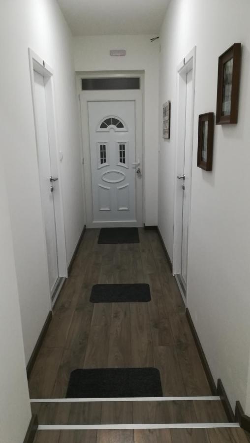 M4U Apartments Ni Екстериор снимка