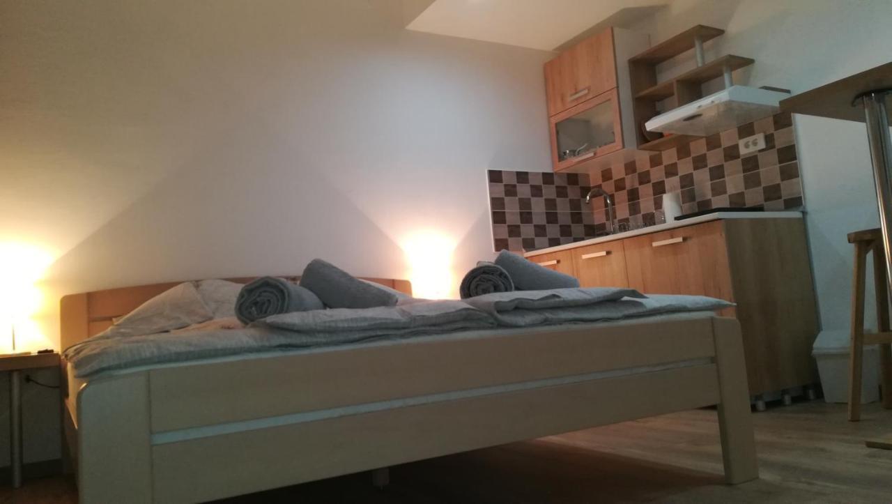 M4U Apartments Ni Екстериор снимка