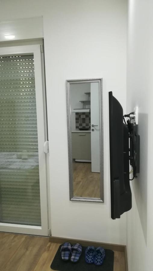 M4U Apartments Ni Екстериор снимка